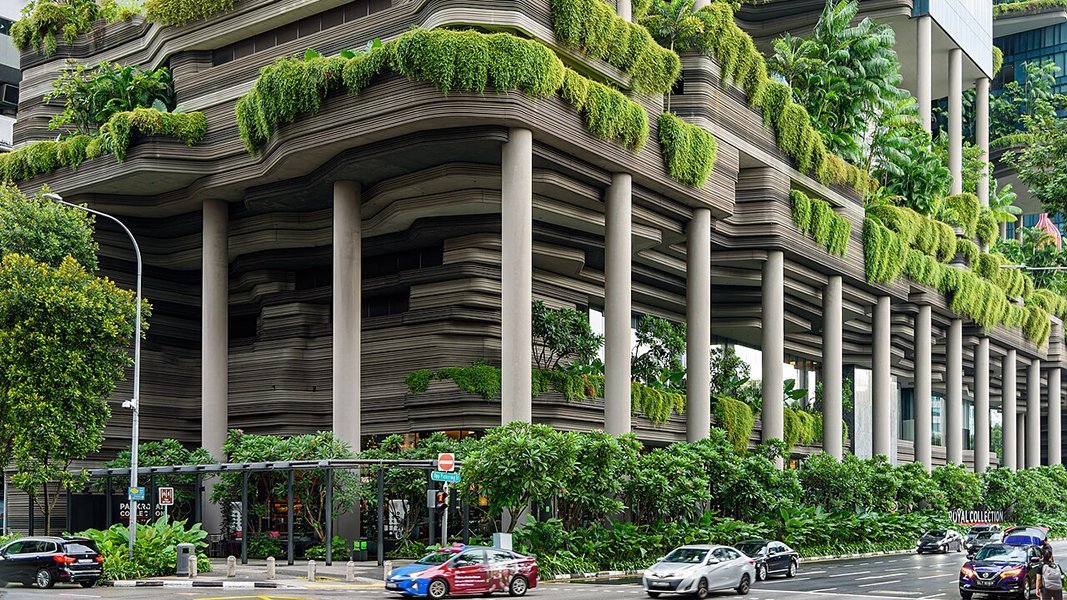 Building-integrated vegetation